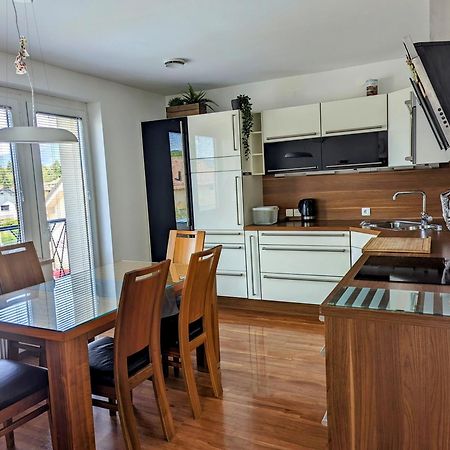 Domen'S Cozy Rentals Крань Экстерьер фото