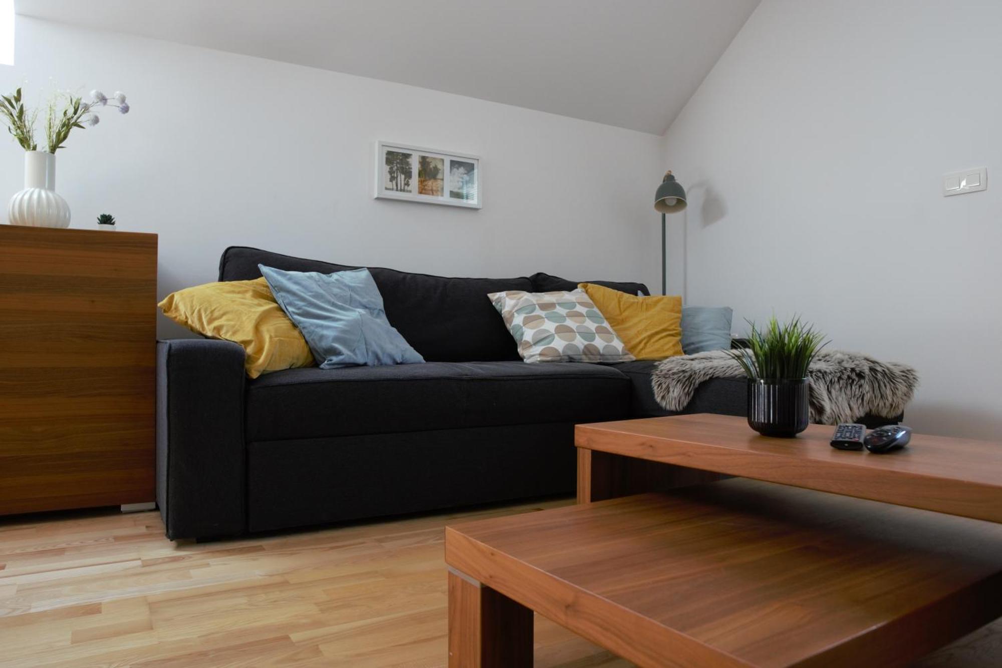 Domen'S Cozy Rentals Крань Экстерьер фото