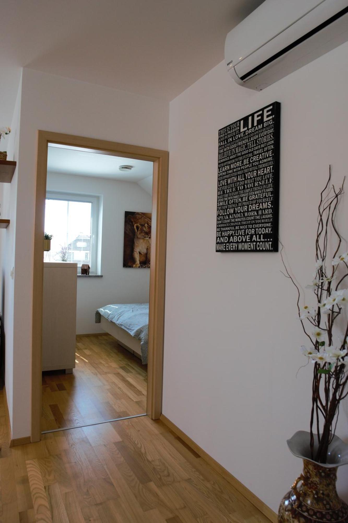 Domen'S Cozy Rentals Крань Экстерьер фото