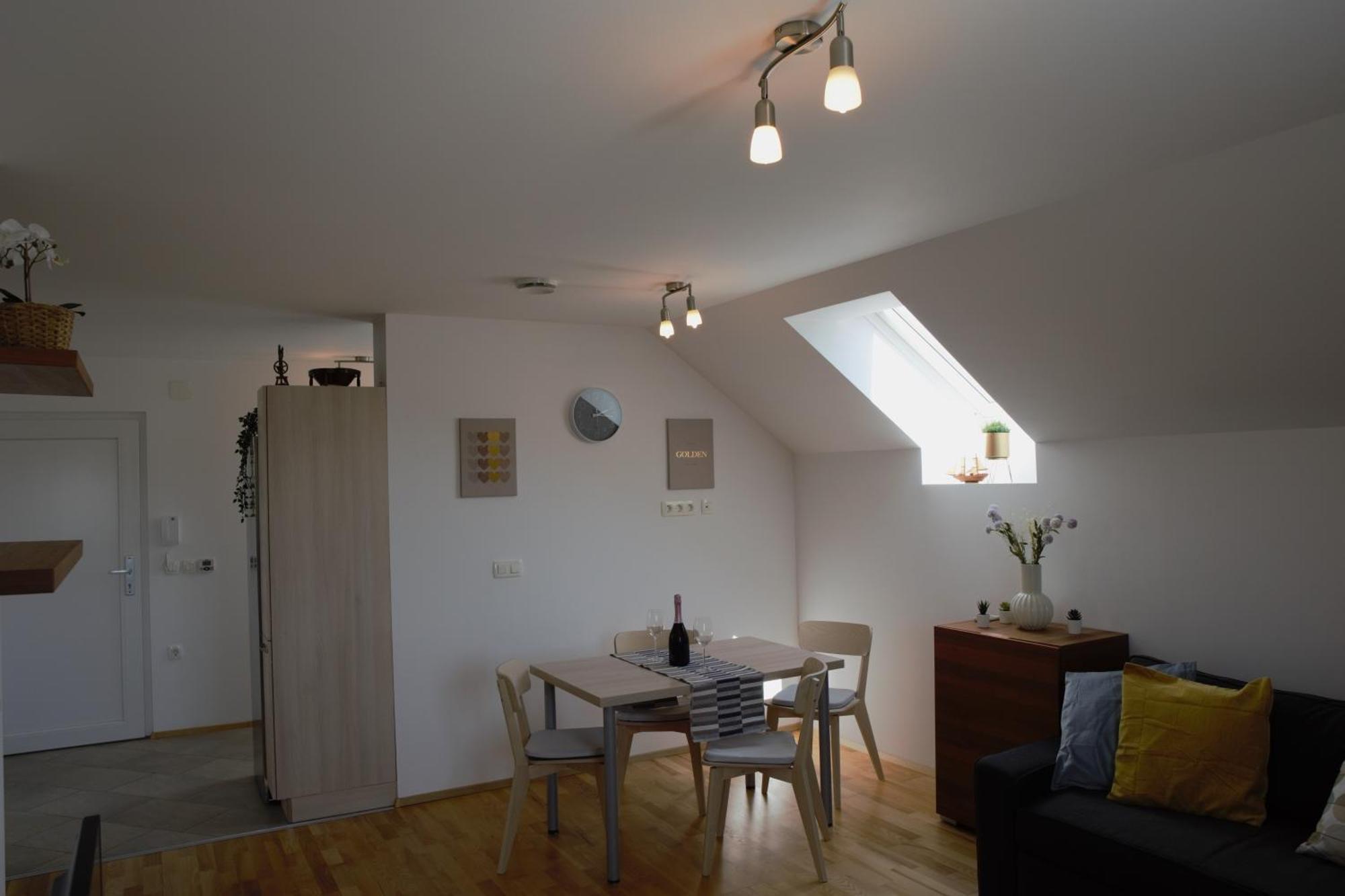 Domen'S Cozy Rentals Крань Экстерьер фото