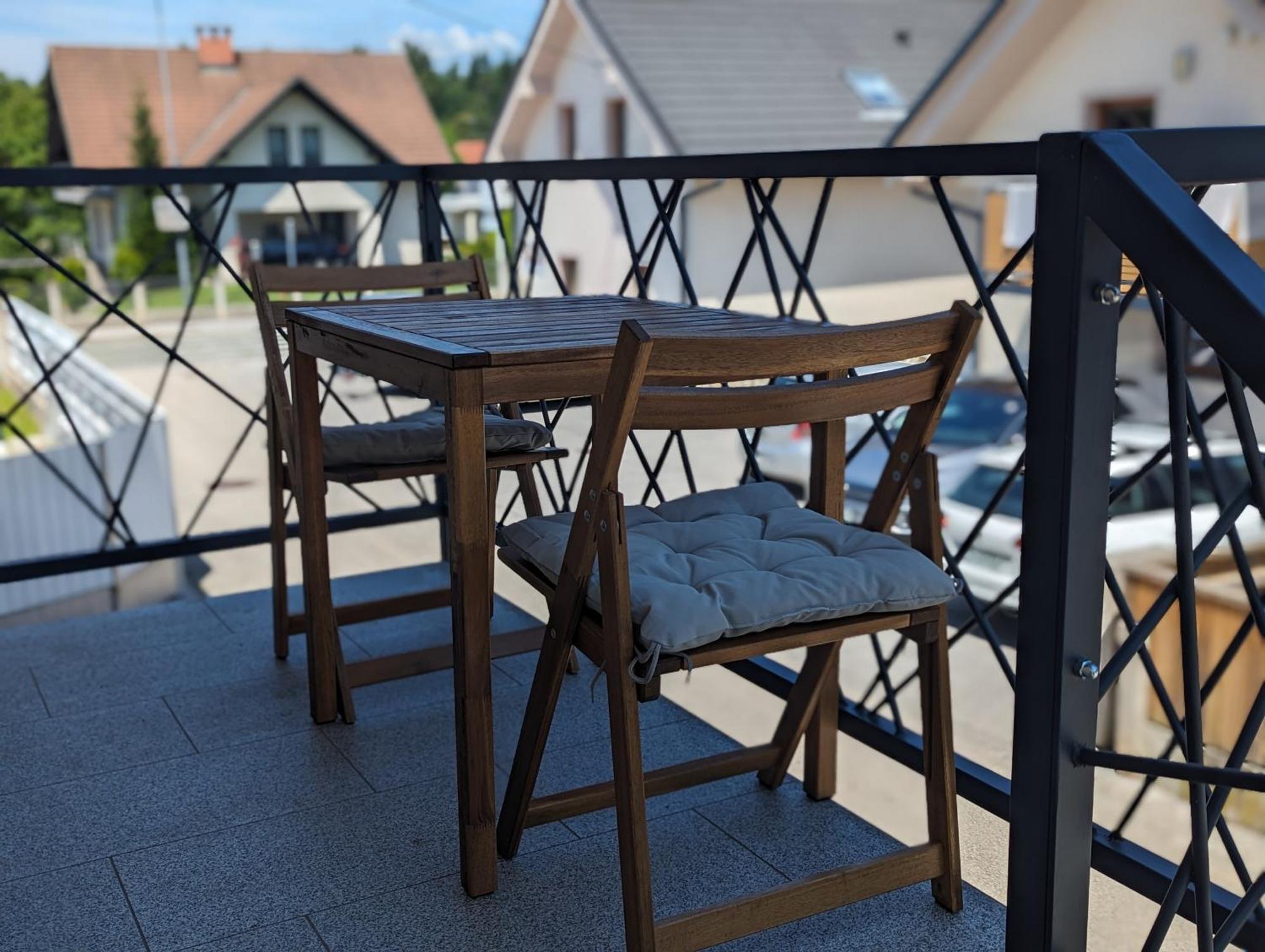 Domen'S Cozy Rentals Крань Экстерьер фото