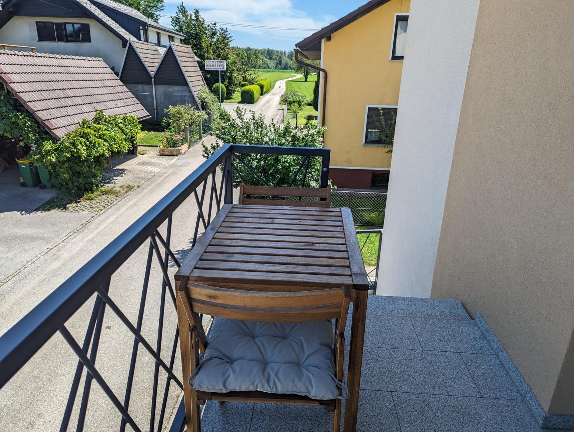 Domen'S Cozy Rentals Крань Экстерьер фото