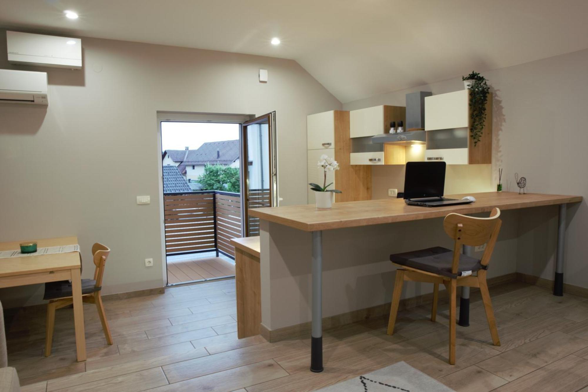 Domen'S Cozy Rentals Крань Экстерьер фото